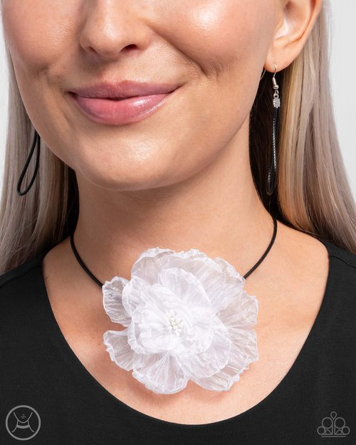 Paparazzi Accessories-French Facade White Tulle Blossom Choker Set