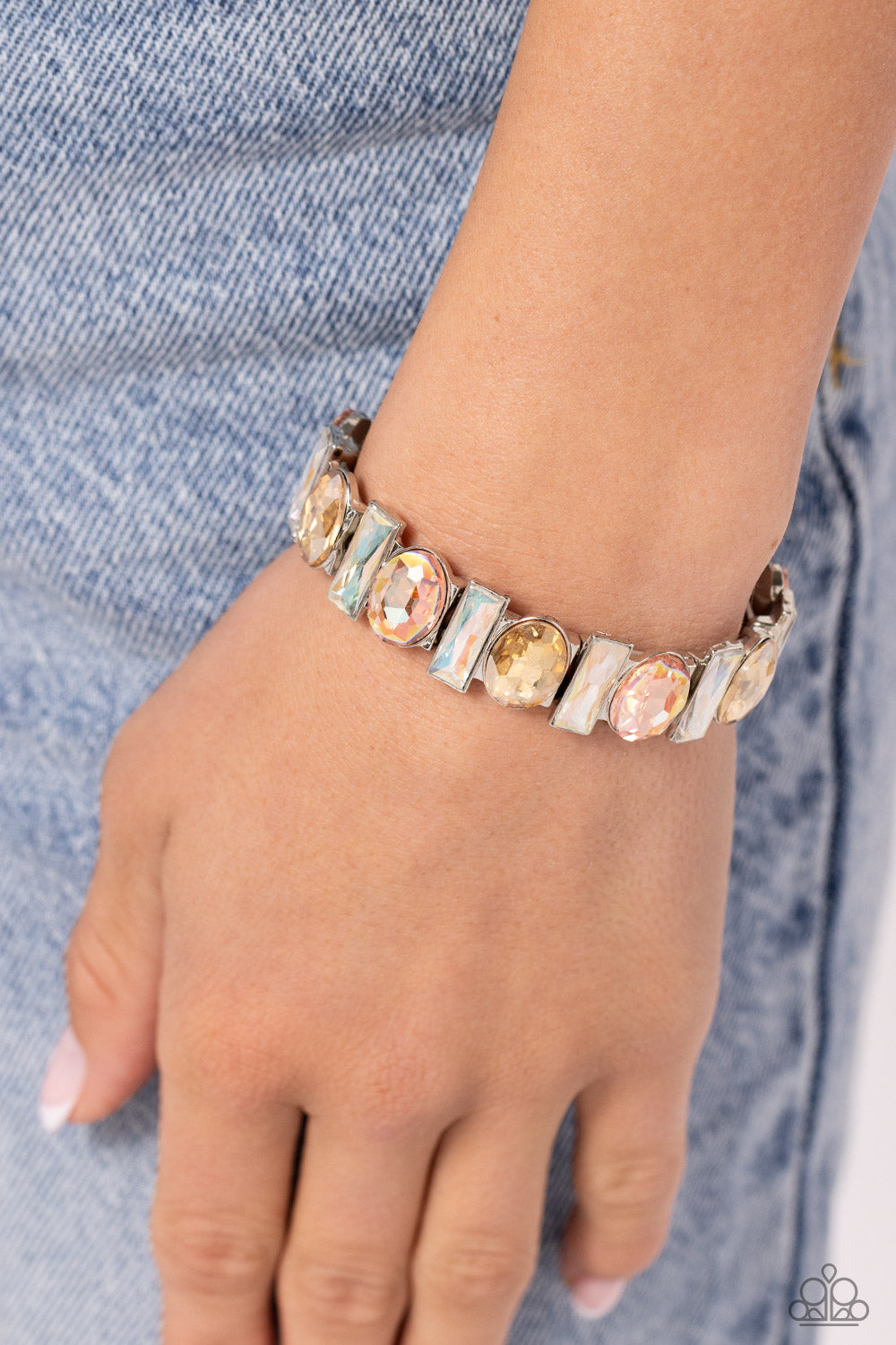 Paparazzi Accessories-Complimentary Couture Multi Iridescent Bracelet