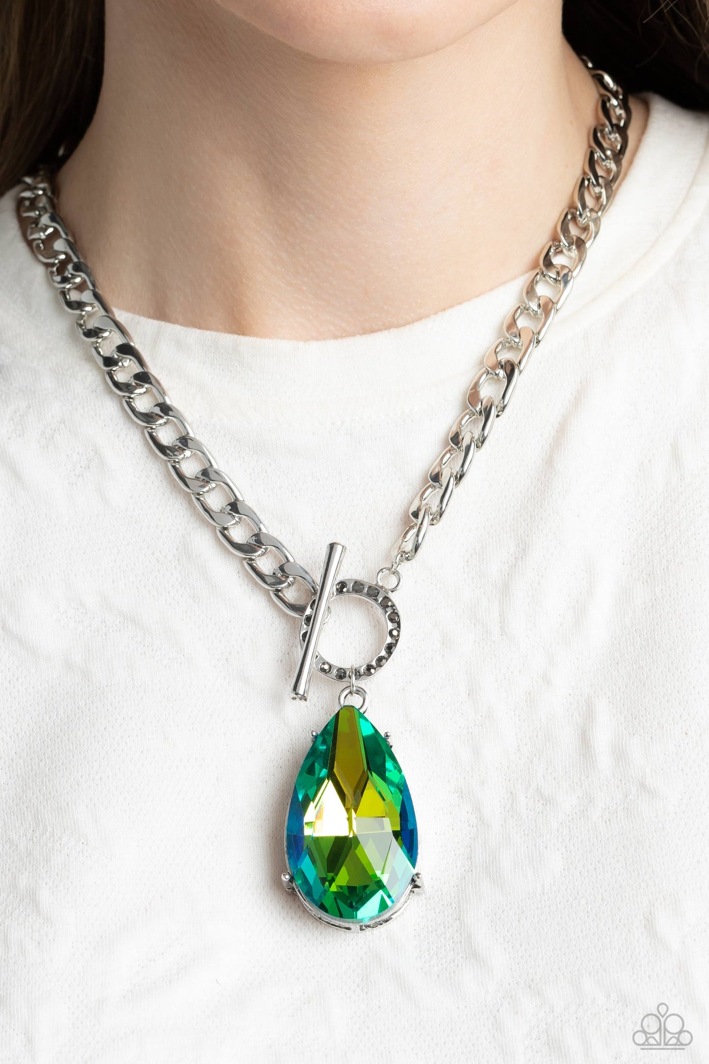 Paparazzi Accessories-Edgy Exaggeration Green Elegant Teardrop Necklace Set