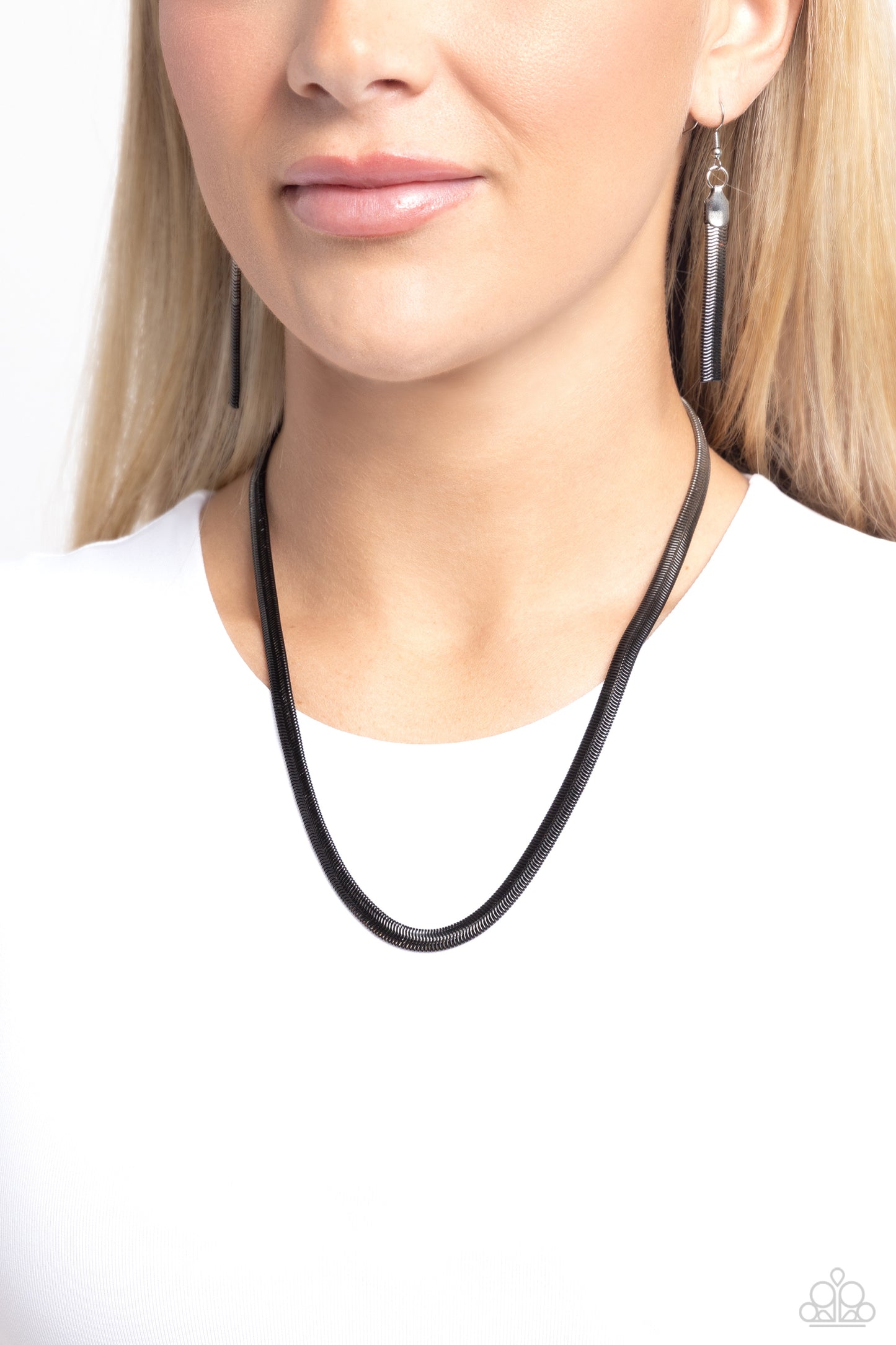 Paparazzi Accessories-Spray Paint Sass Black Snake Chain Necklace Set