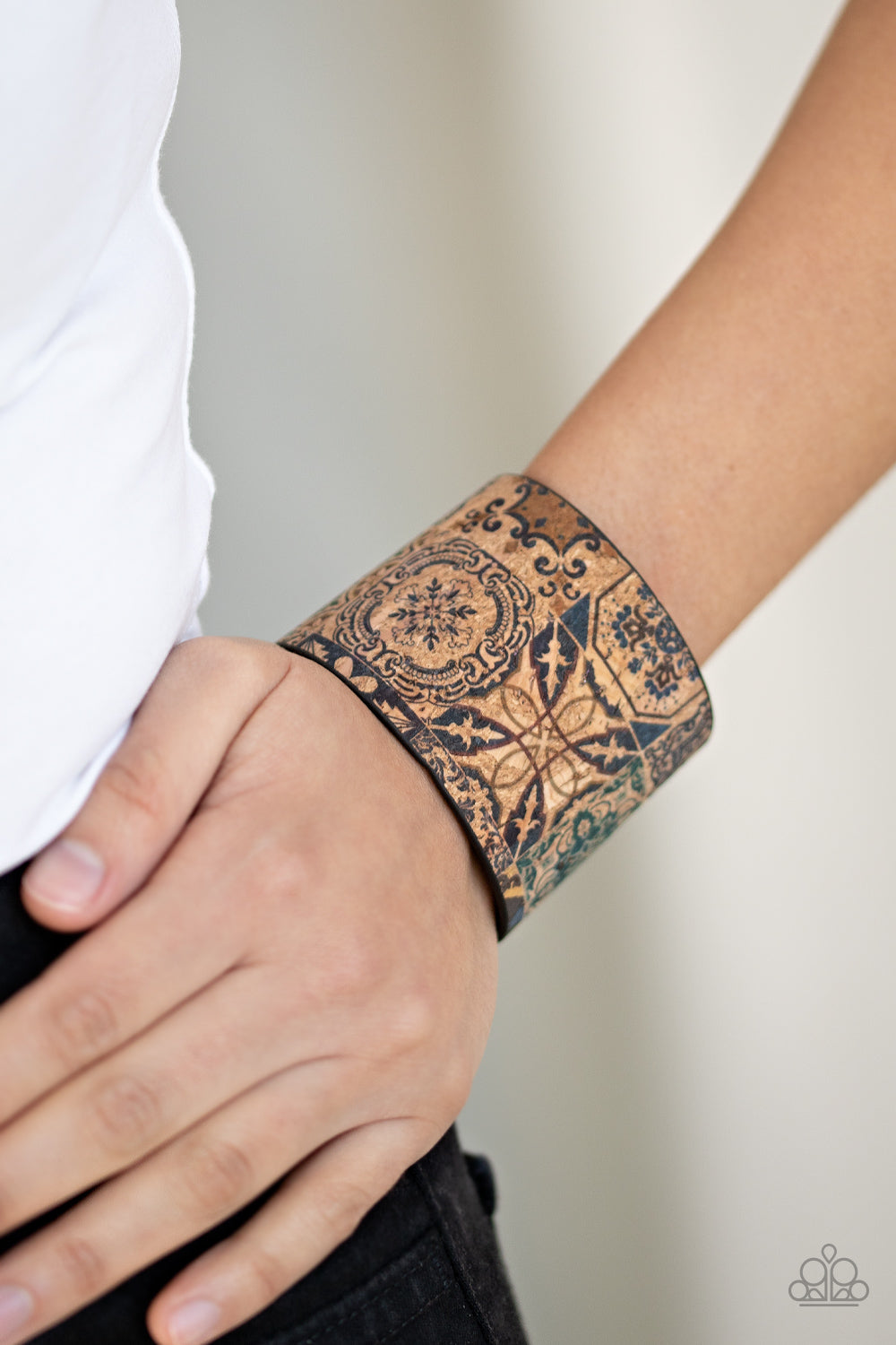 Paparazzi Accessories-Cork Culture Multi Cork Bracelet