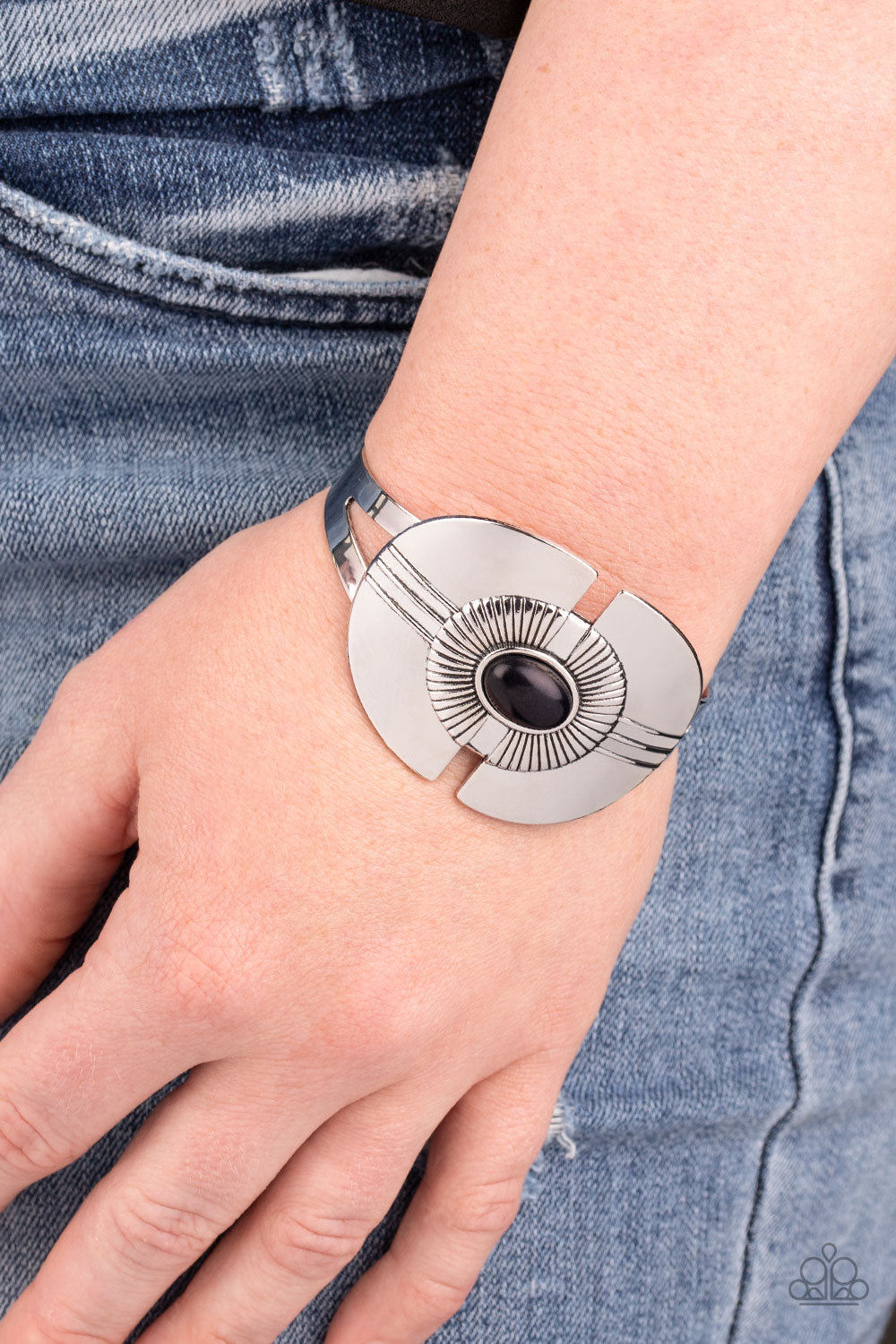 Paparazzi Accessories-Canyon Couture Black Cuff Bracelet