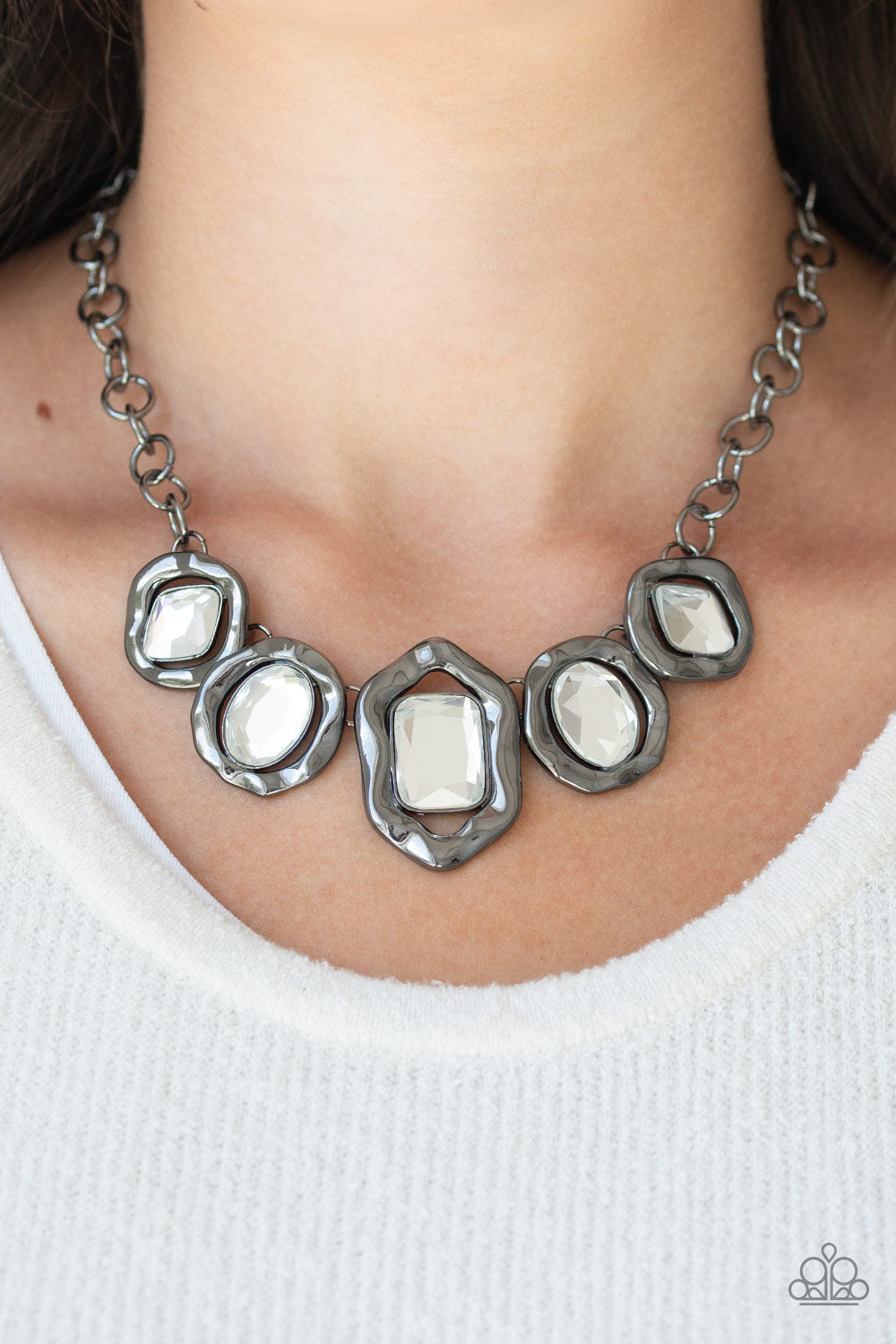 Paparazzi Accessories-Celebrity Catwalk Black Necklace Set