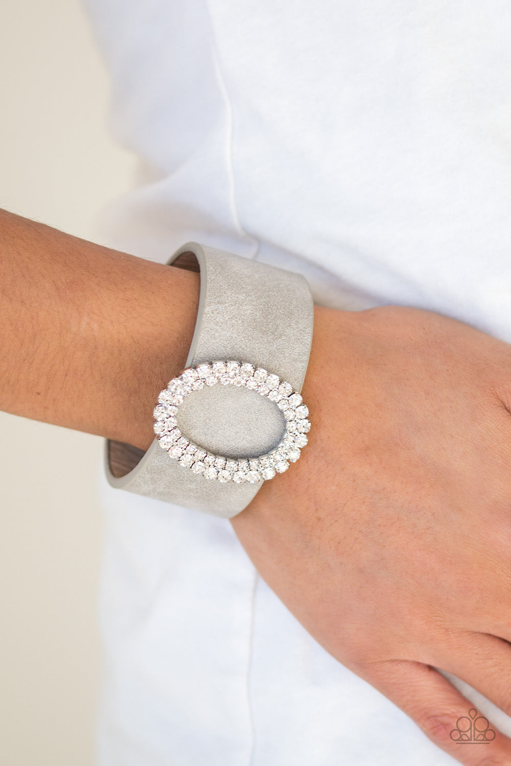 Paparazzi Accessories-Center Stage Starlet Silver Bracelet