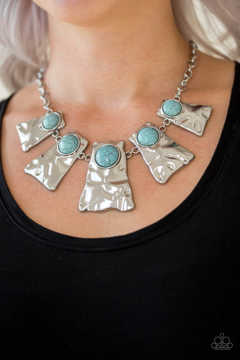 Paparazzi Accessories-Cougar Turquoise Blue Necklace Set