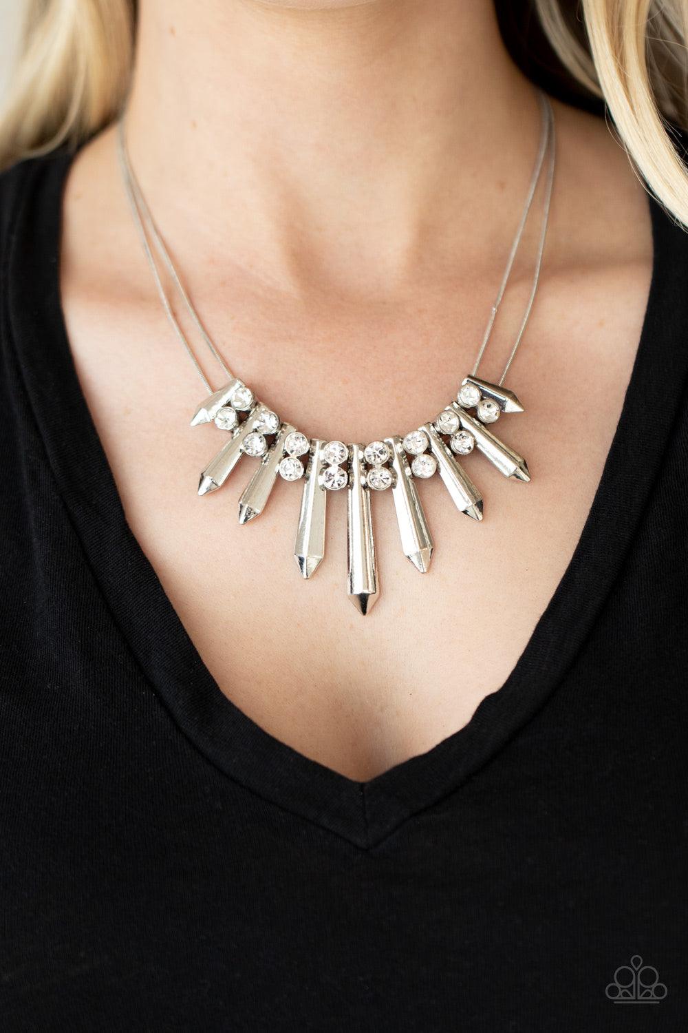 Paparazzi Accessories-Dangerous Dazzle White Rhinestone Silver Rod Necklace Set