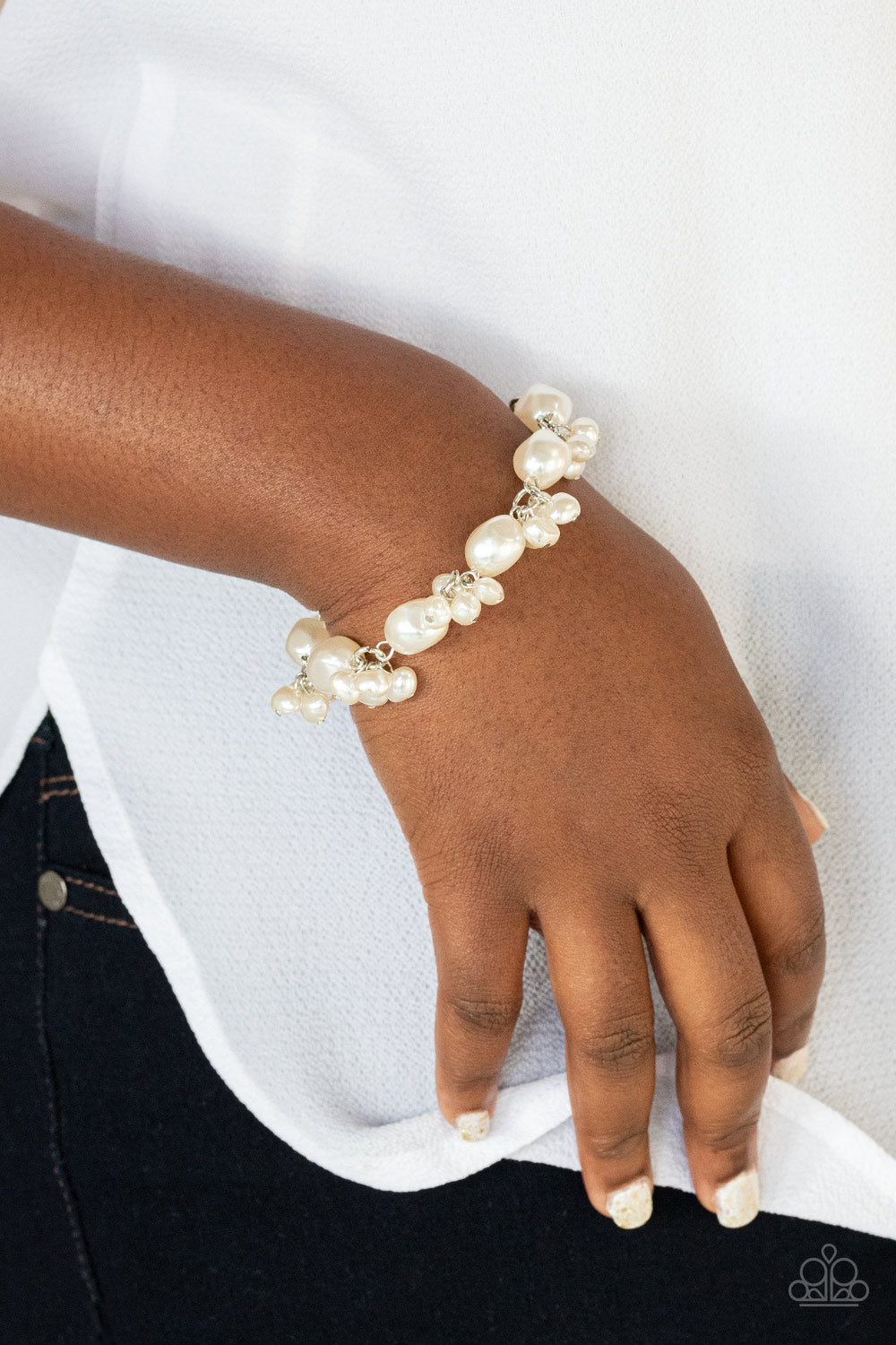 Paparazzi Accessories-Imperfectly Perfect White Pearly Bracelet