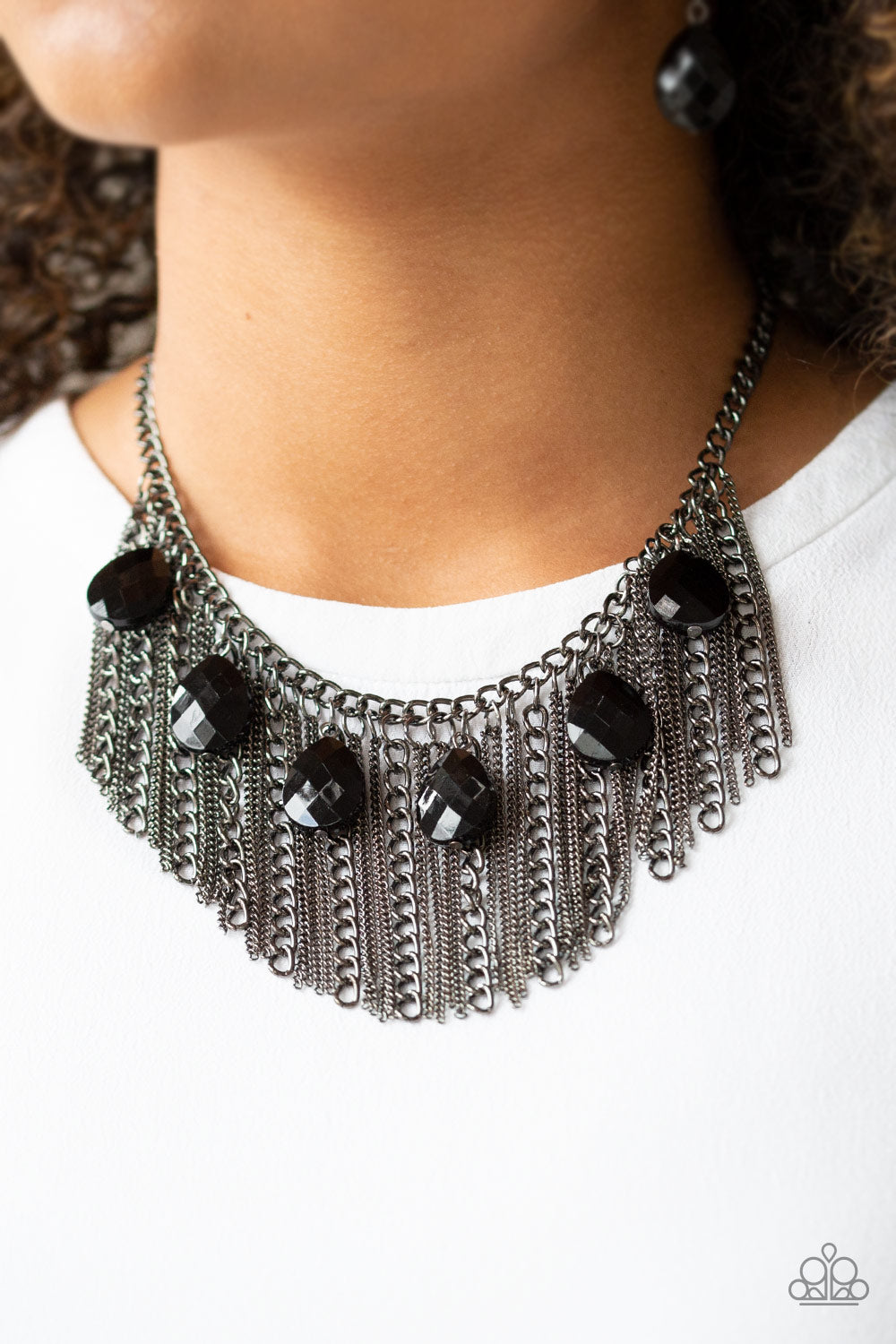 Paparazzi Accessories-Vixen Conviction Black Necklace Set