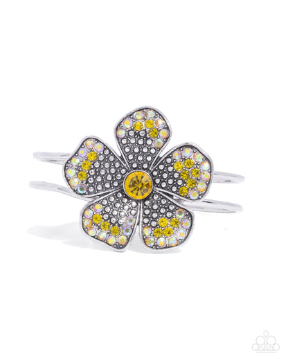 Paparazzi Accessories-Bedazzled Bloom Yellow Floral Gem Bracelet