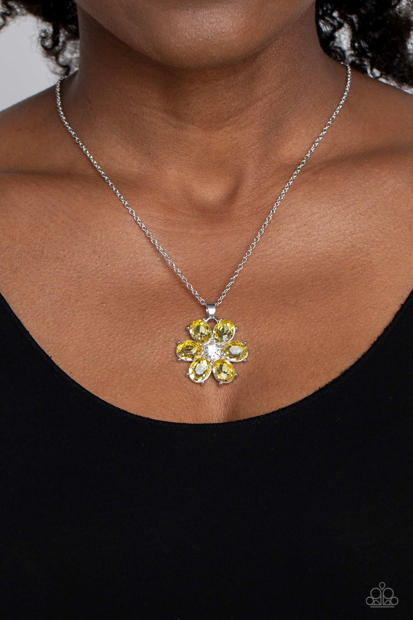 Paparazzi Accessories-Fancy Flower Girl Yellow Rhinestone Necklace Set