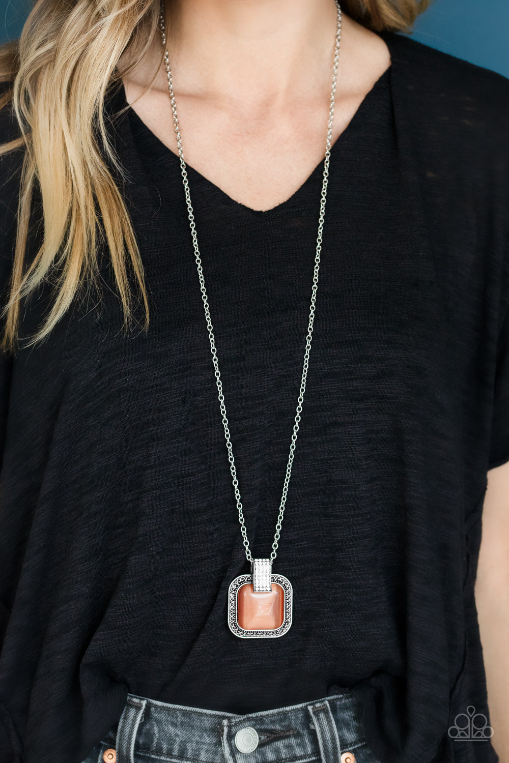 Paparazzi Accessories-Effervescent Elegance Orange Necklace Set