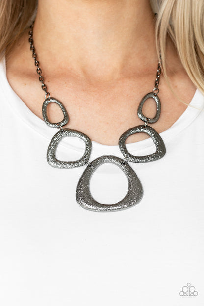 Paparazzi Accessories-Backstreet Bandit Black Necklace Set