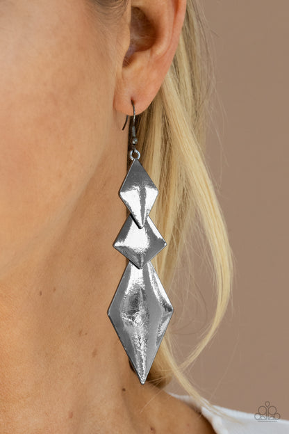 Paparazzi Accessories-Danger Ahead Black Sharp Earrings