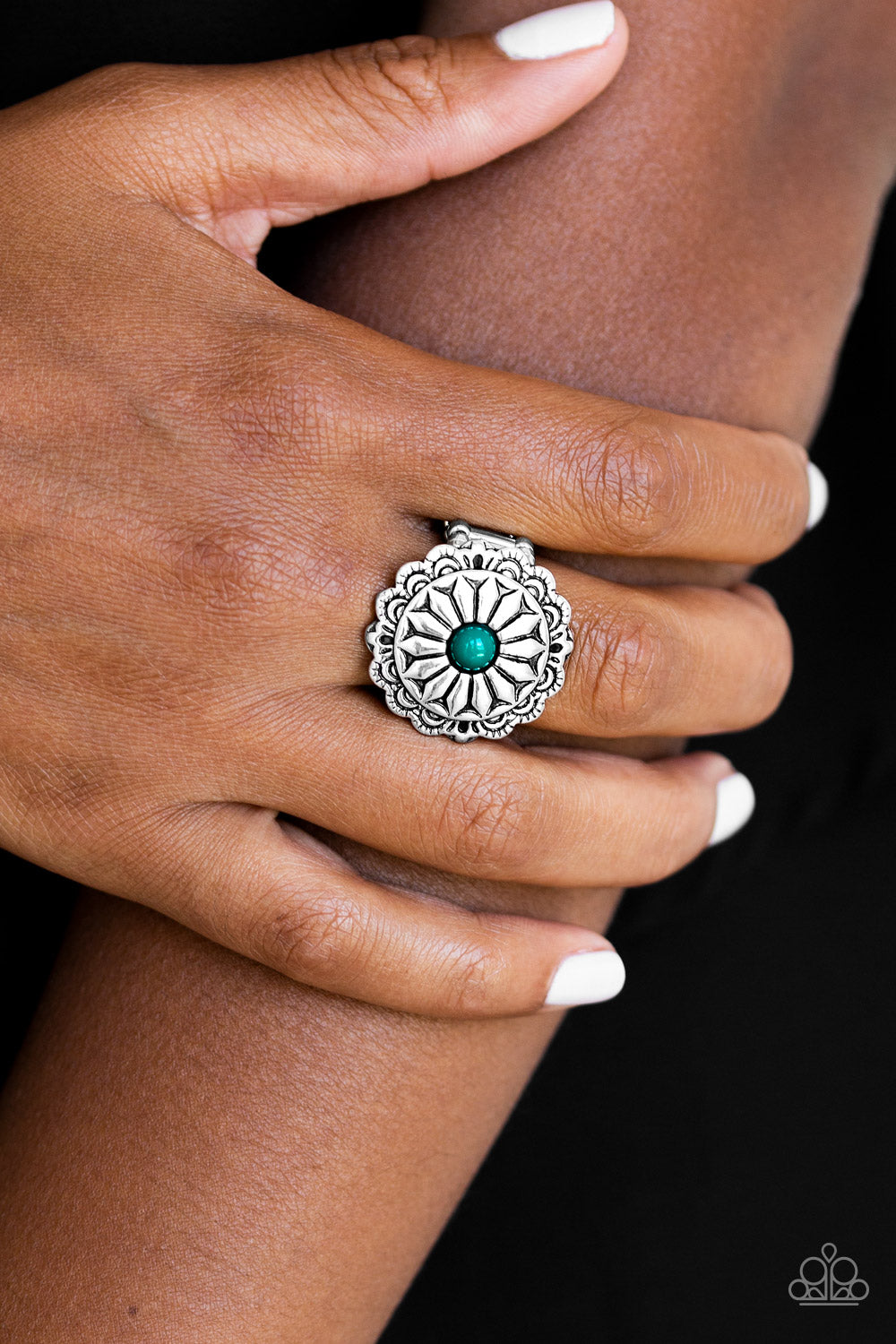 Paparazzi Accessories-Daringly Daisy Green Bead Ring