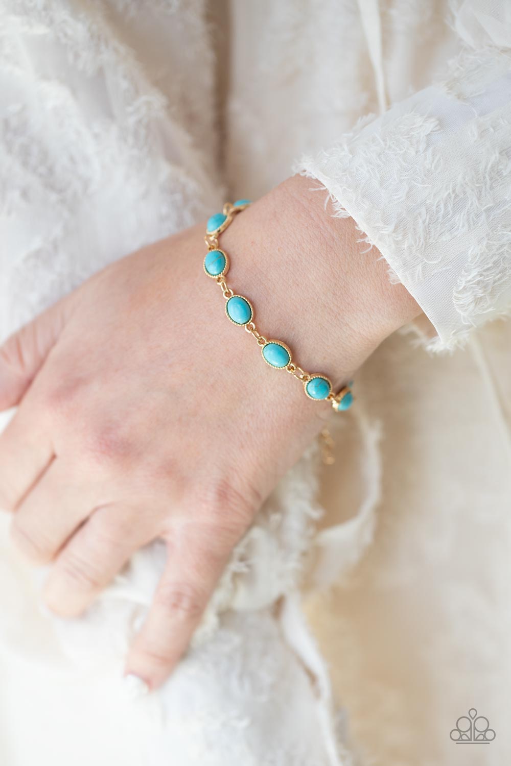 Paparazzi Accessories-Desert Day Trip Blue Oval Turquoise Stone Bracelet