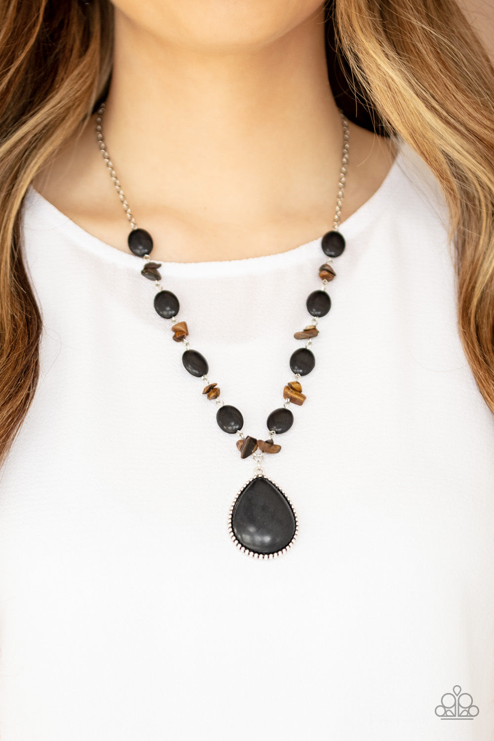 Paparazzi Accessories-Desert Diva Black Necklace Set