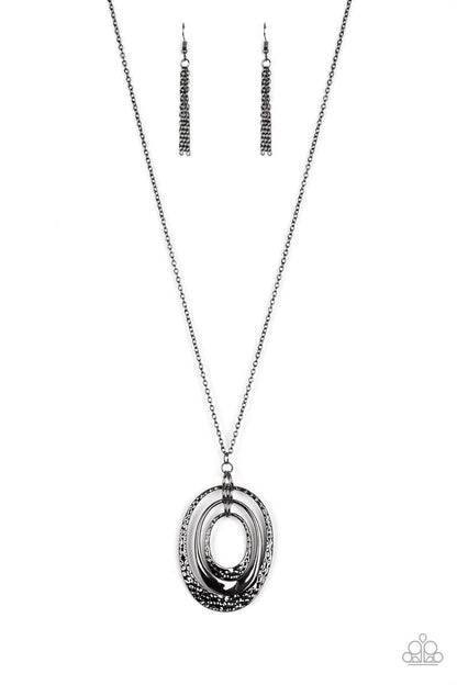 Paparazzi Accessories-Dizzying Decor Black Pendant Necklace Set