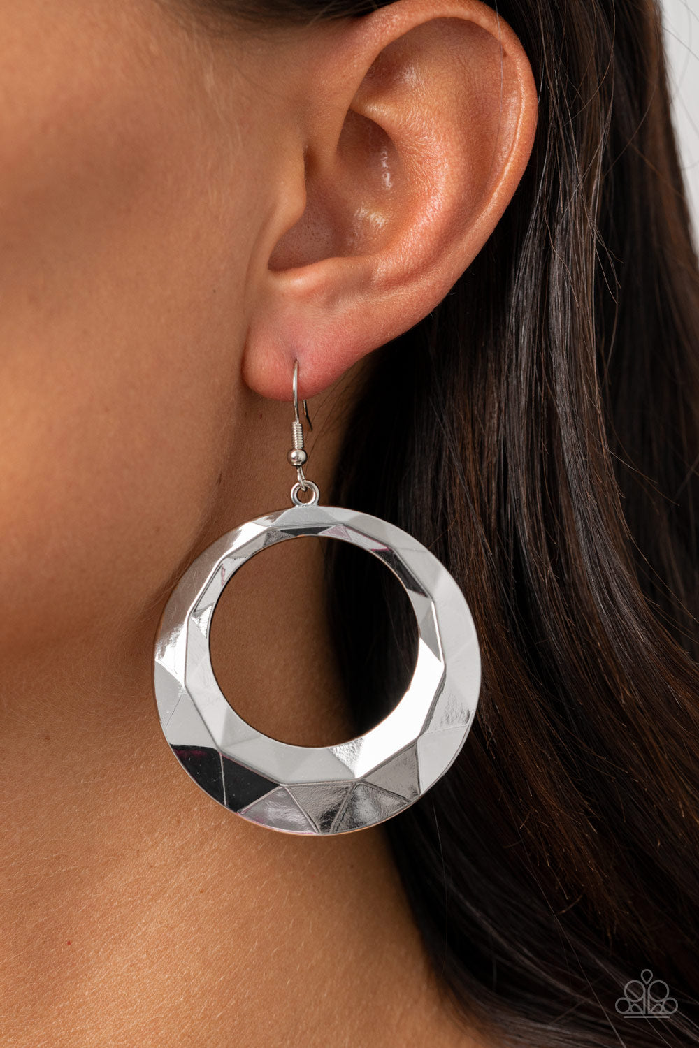 Paparazzi Accessories-Fiercely Faceted Silver Earrings