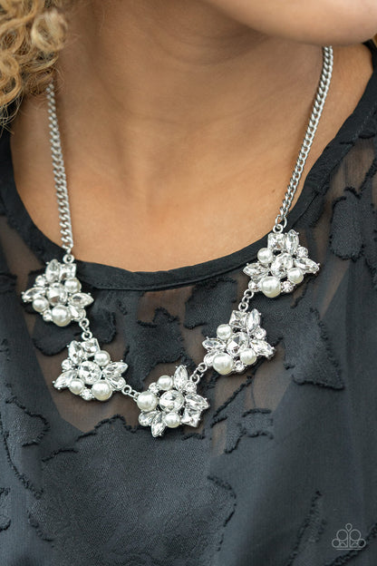 Paparazzi Accessories-HEIRESS of Them All White Rhinestones/Pearl Necklace Set