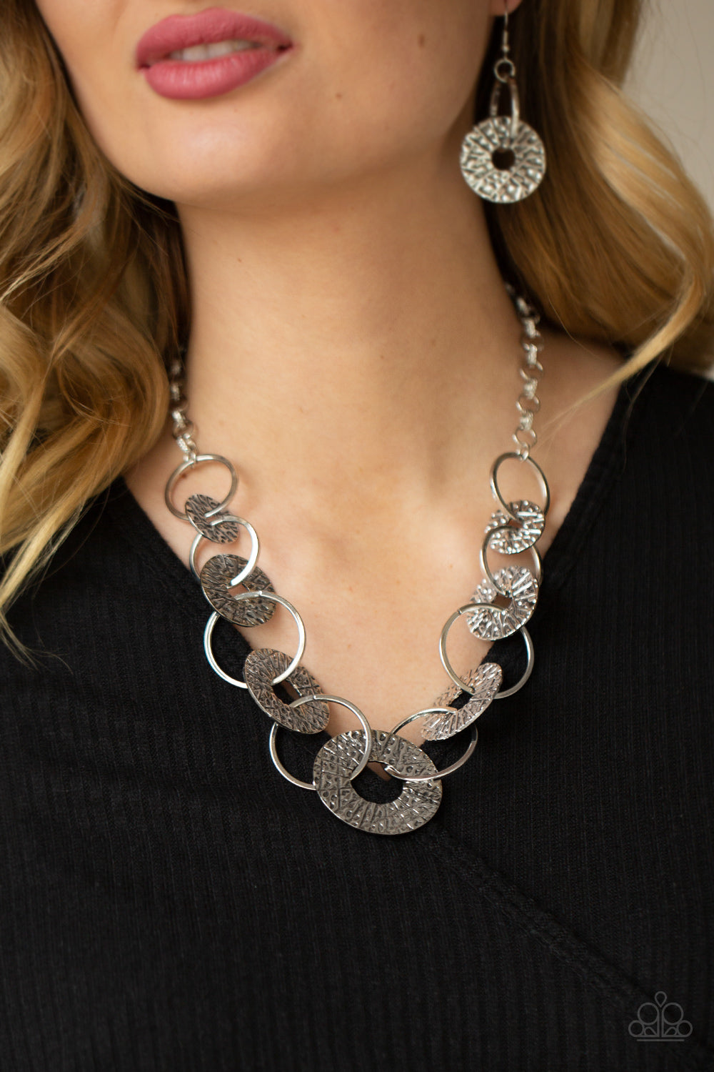 Paparazzi Accessories-Industrial Envy Shiny Silver Discs Necklace Set