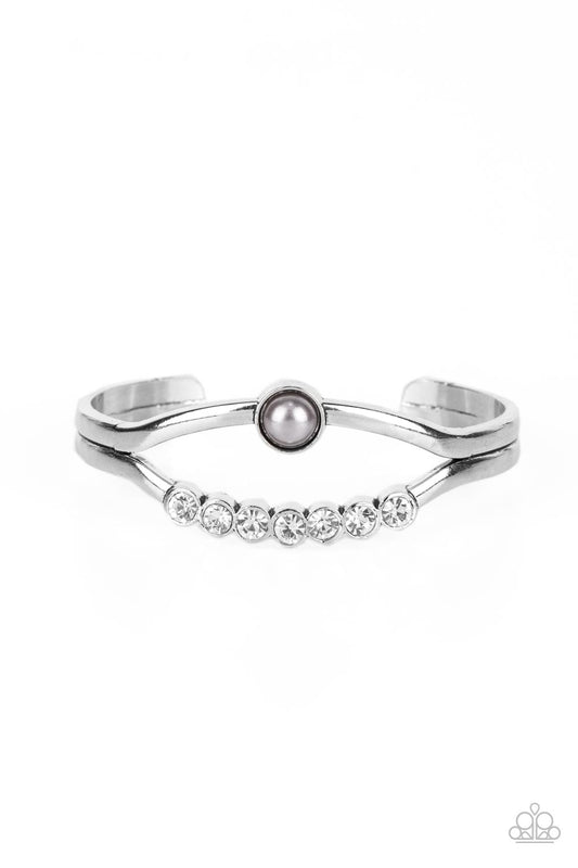 Paparazzi Accessories-Palace Prize Silver Solitaire Pearl Bracelet