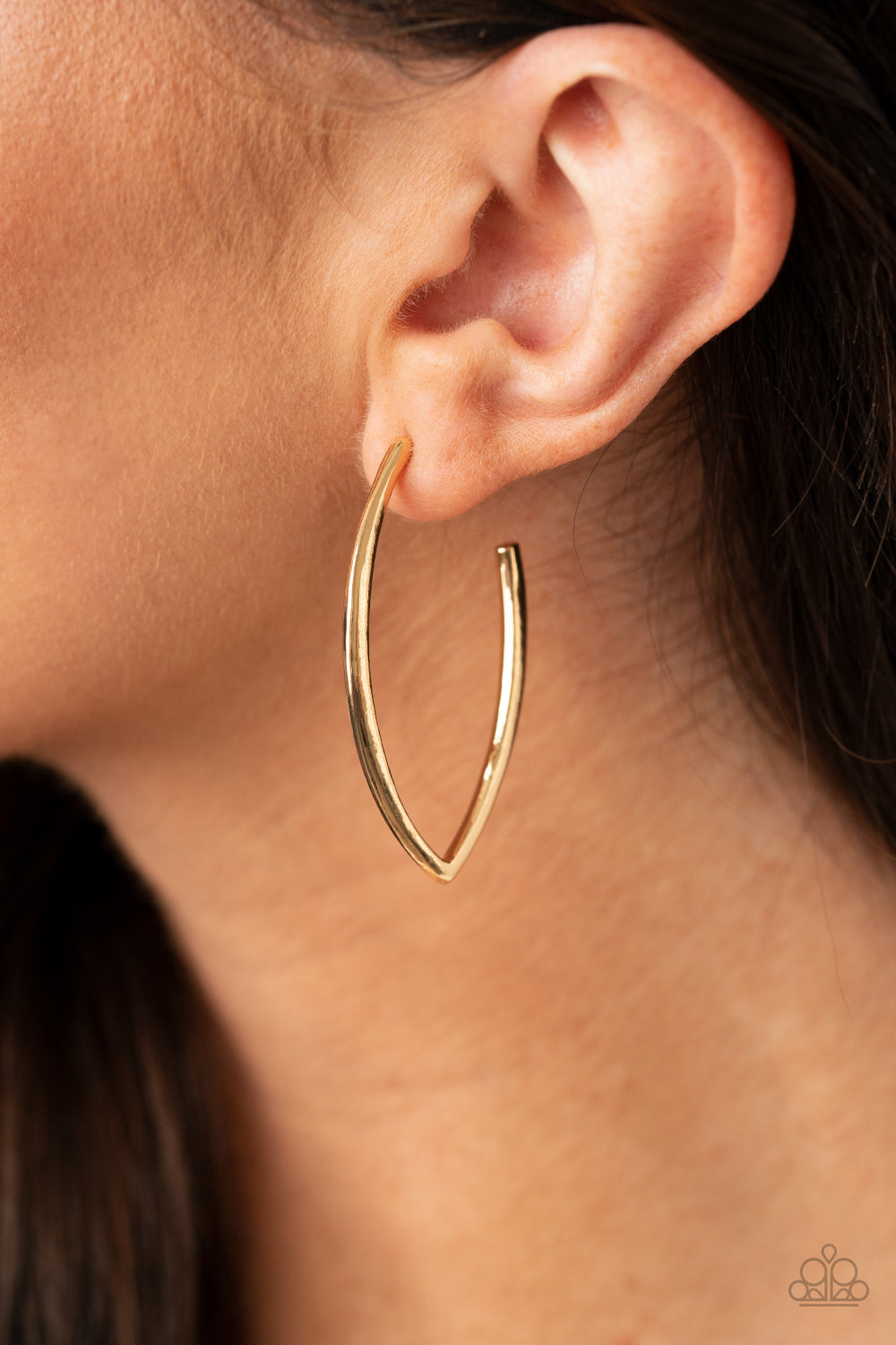 Paparazzi Accessories-Point-Blank Beautiful Gold Earrings