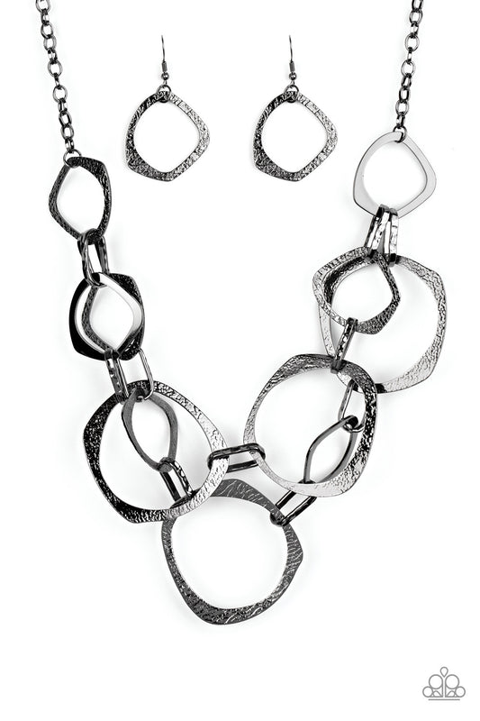Paparazzi Accessories-Salvage Yard Black Necklace Set
