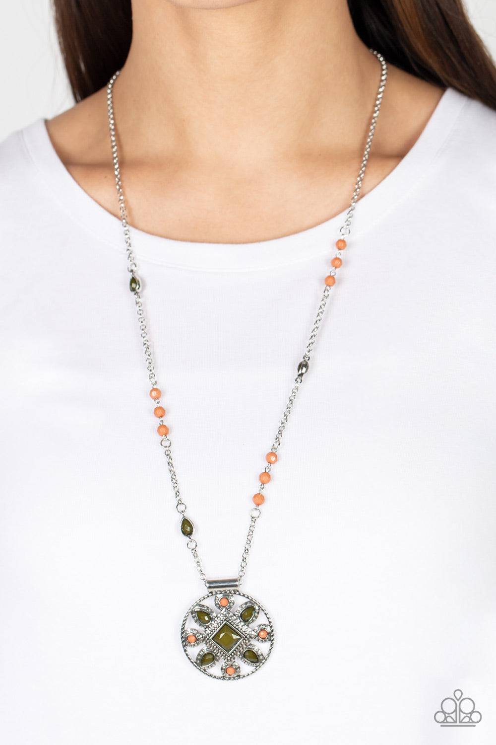 Paparazzi Accessories-Sierra Showman Green Bead Medallion Necklace Set