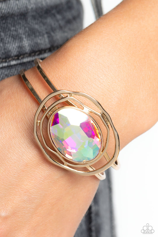 Paparazzi Accessories-Substantial Sorceress Multi Iridescent Oval Bracelet