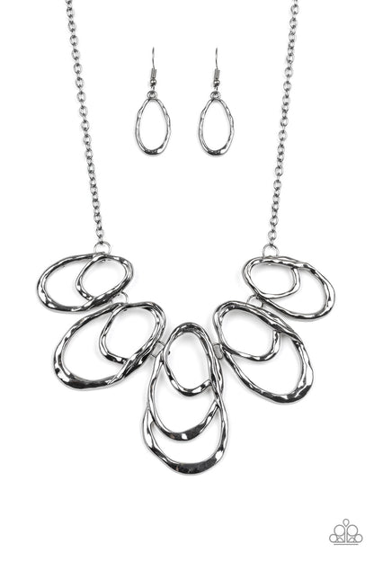 Paparazzi Accessories-Terra Storm Black Necklace Set