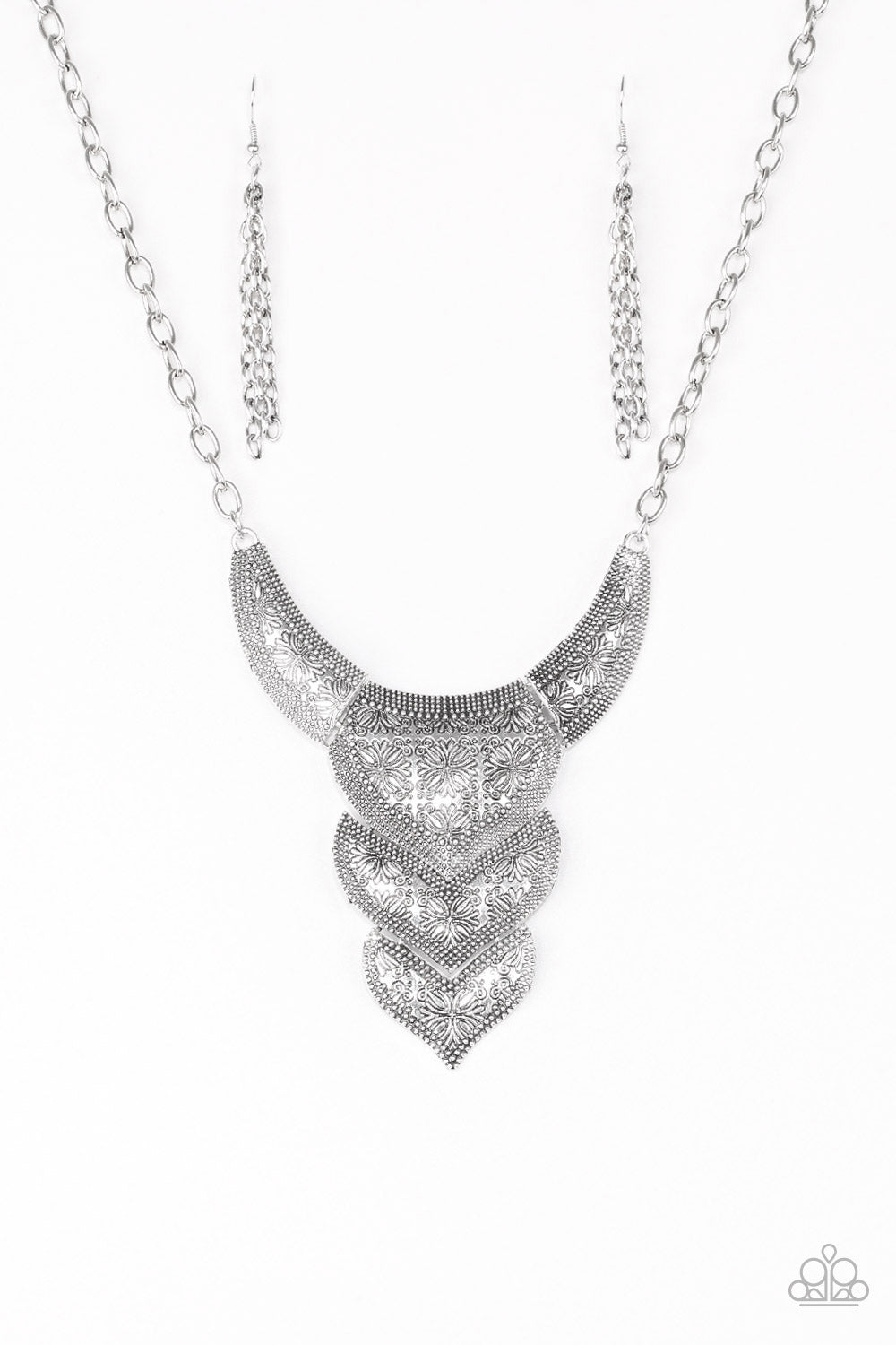 Paparazzi Accessories-Texas Temptress Silver Necklace Set