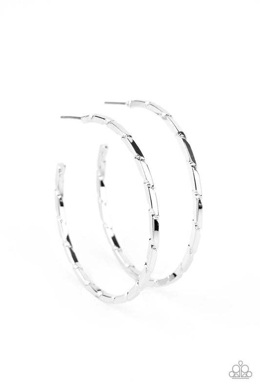 Paparazzi Accessories-Unregulated Silver Earrings