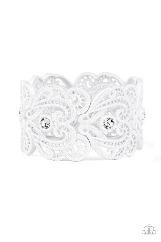 Paparazzi Accessories-Vintage Romance White Lacy Bracelet