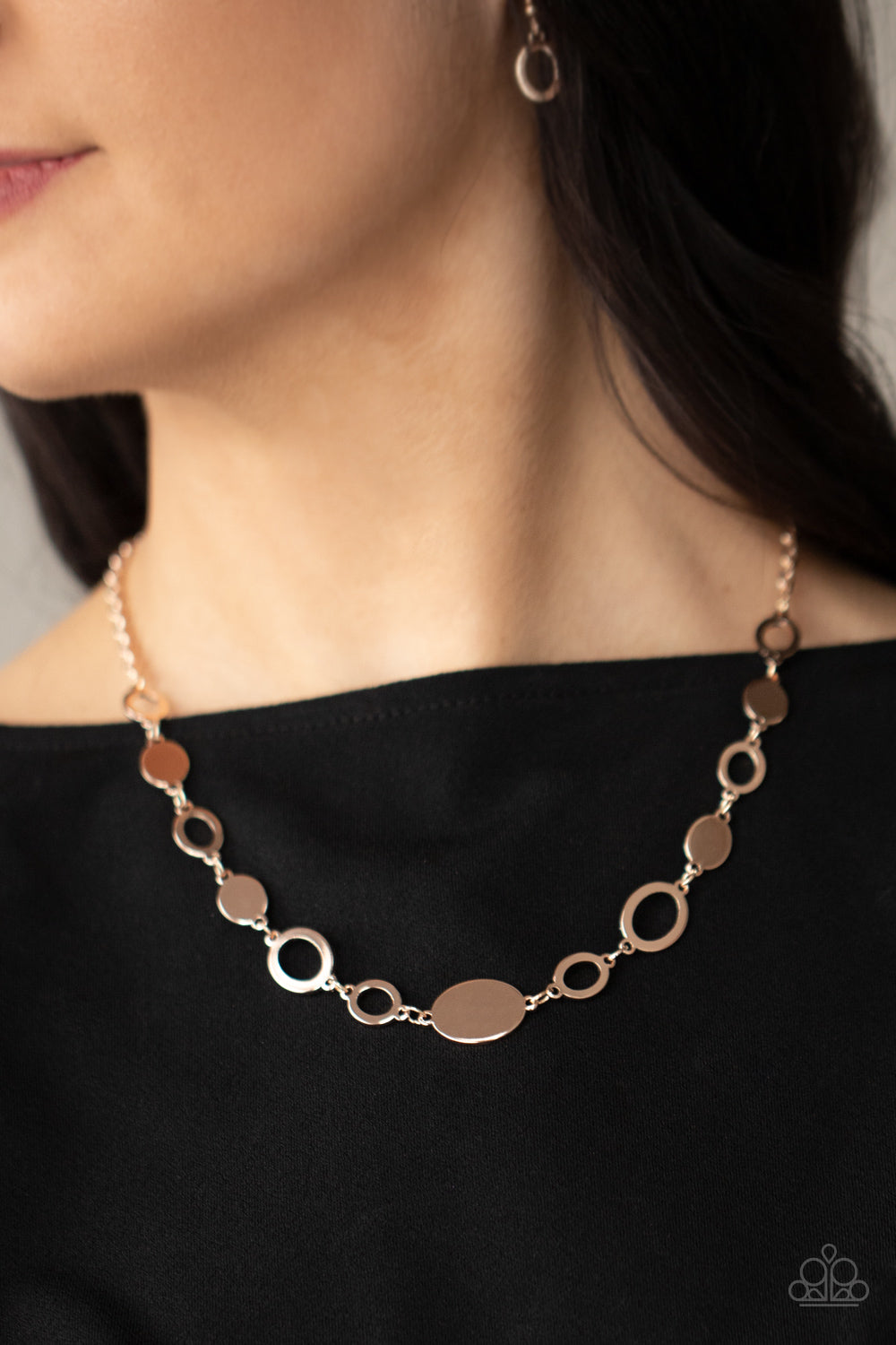 Paparazzi Accessories-Working OVAL-Time Rose Gold Oval Discs Necklace Set